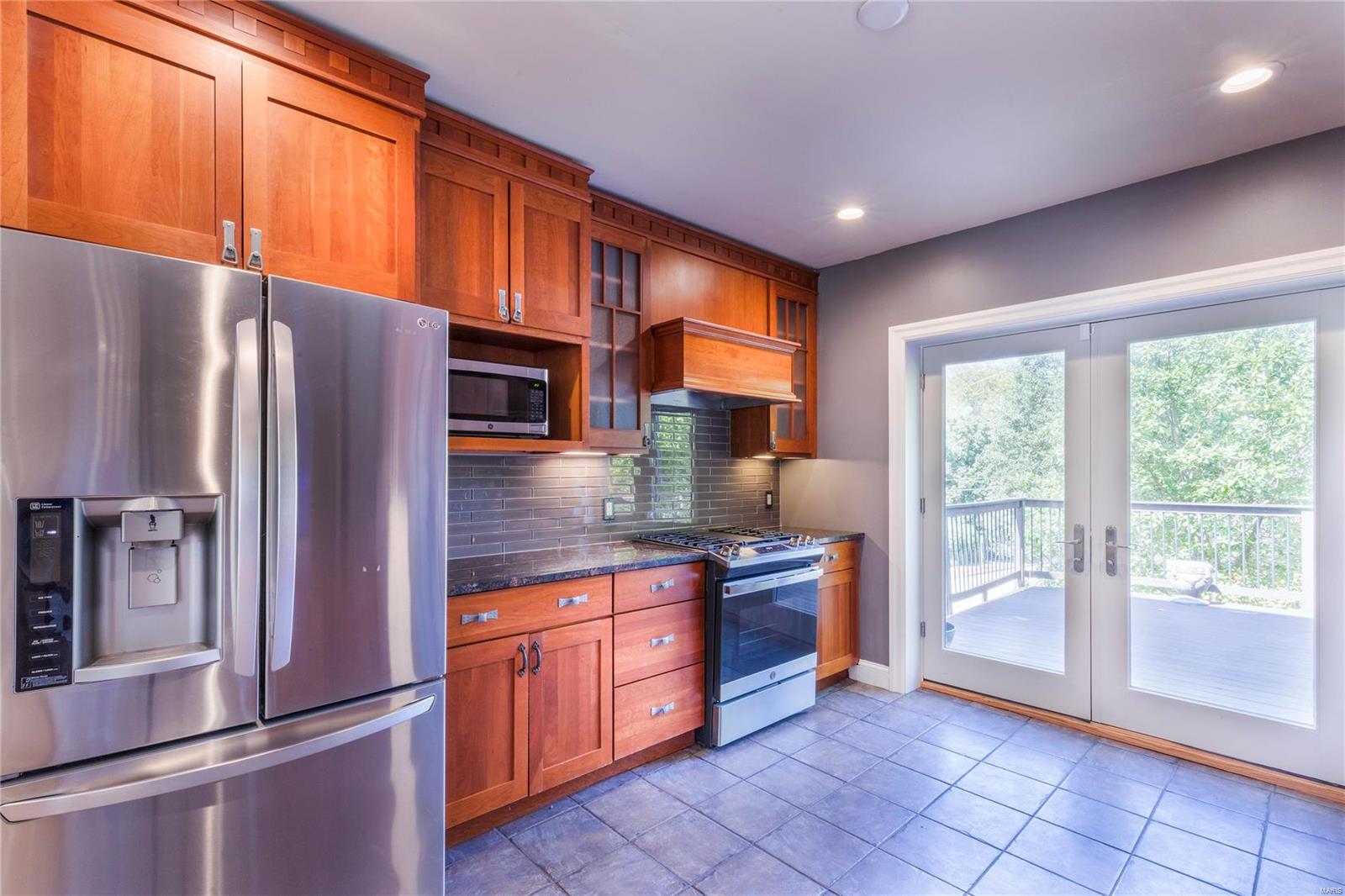 7199 Forsyth Boulevard St. Louis, MO 63105 - Photo 19 of 54