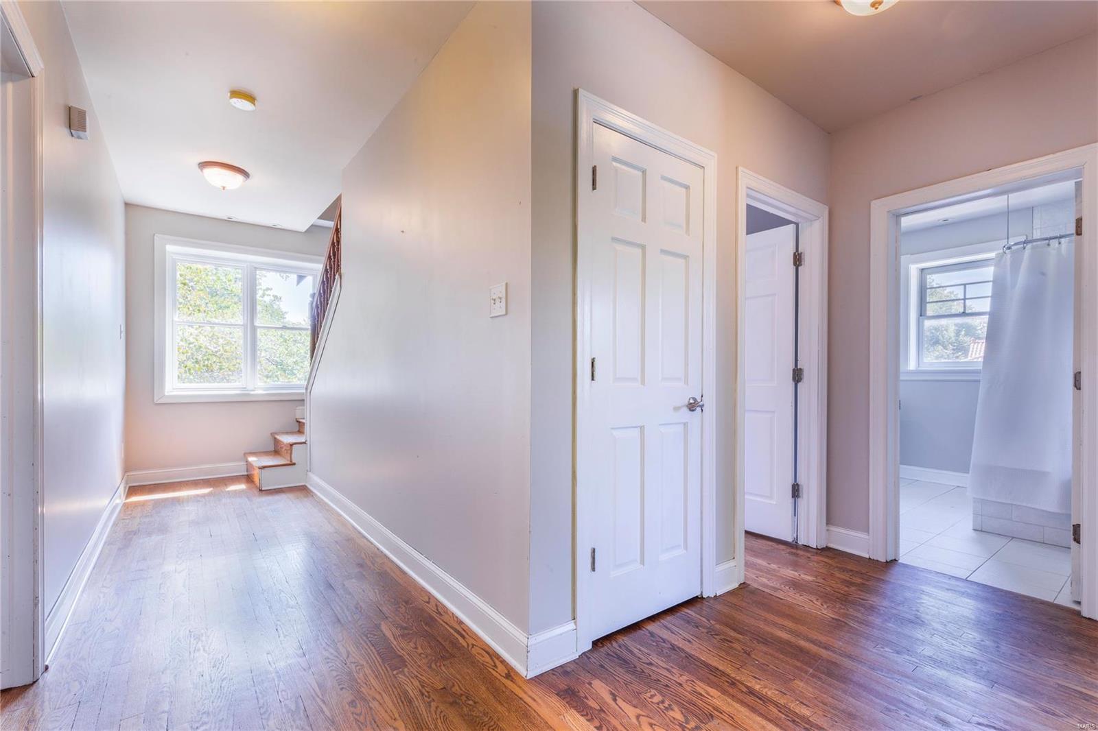 7199 Forsyth Boulevard St. Louis, MO 63105 - Photo 28 of 54