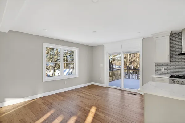 $3,800 | 3 Earle Street, Fairhaven, MA 02719