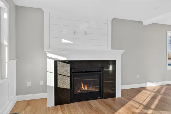 $3,800 | 3 Earle Street, Fairhaven, MA 02719