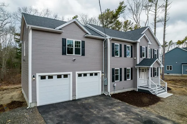 $3,800 | 3 Earle Street, Fairhaven, MA 02719