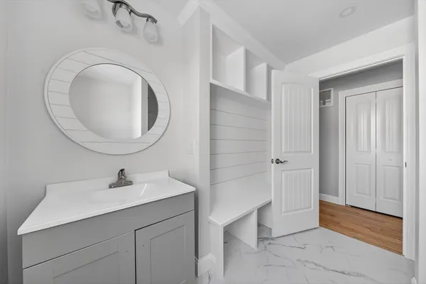 $3,800 | 3 Earle Street, Fairhaven, MA 02719