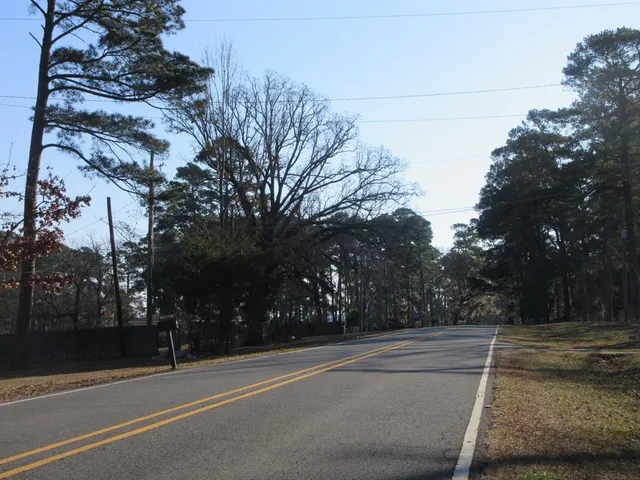 $119,900 | 6259 South Lakeshore Drive, Shreveport, LA 71119