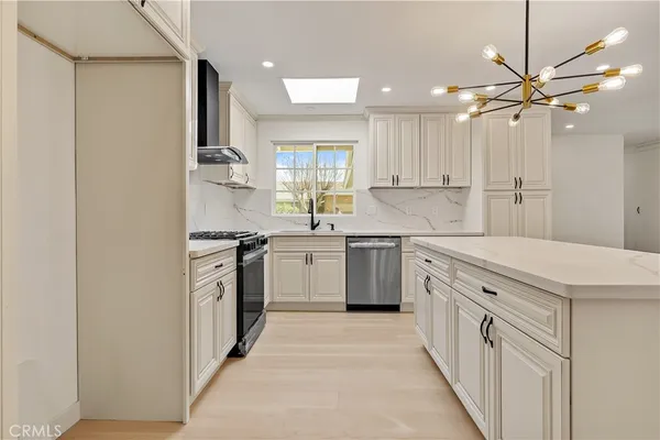 $1,250,000 | 10632 Henderson Avenue, Garden Grove, CA 92843