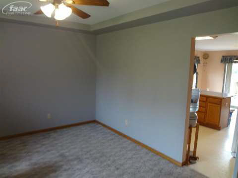 19112 Tipsico Lake Road Fenton, MI 48430 - Photo 14 of 18 20400207-13.JPG