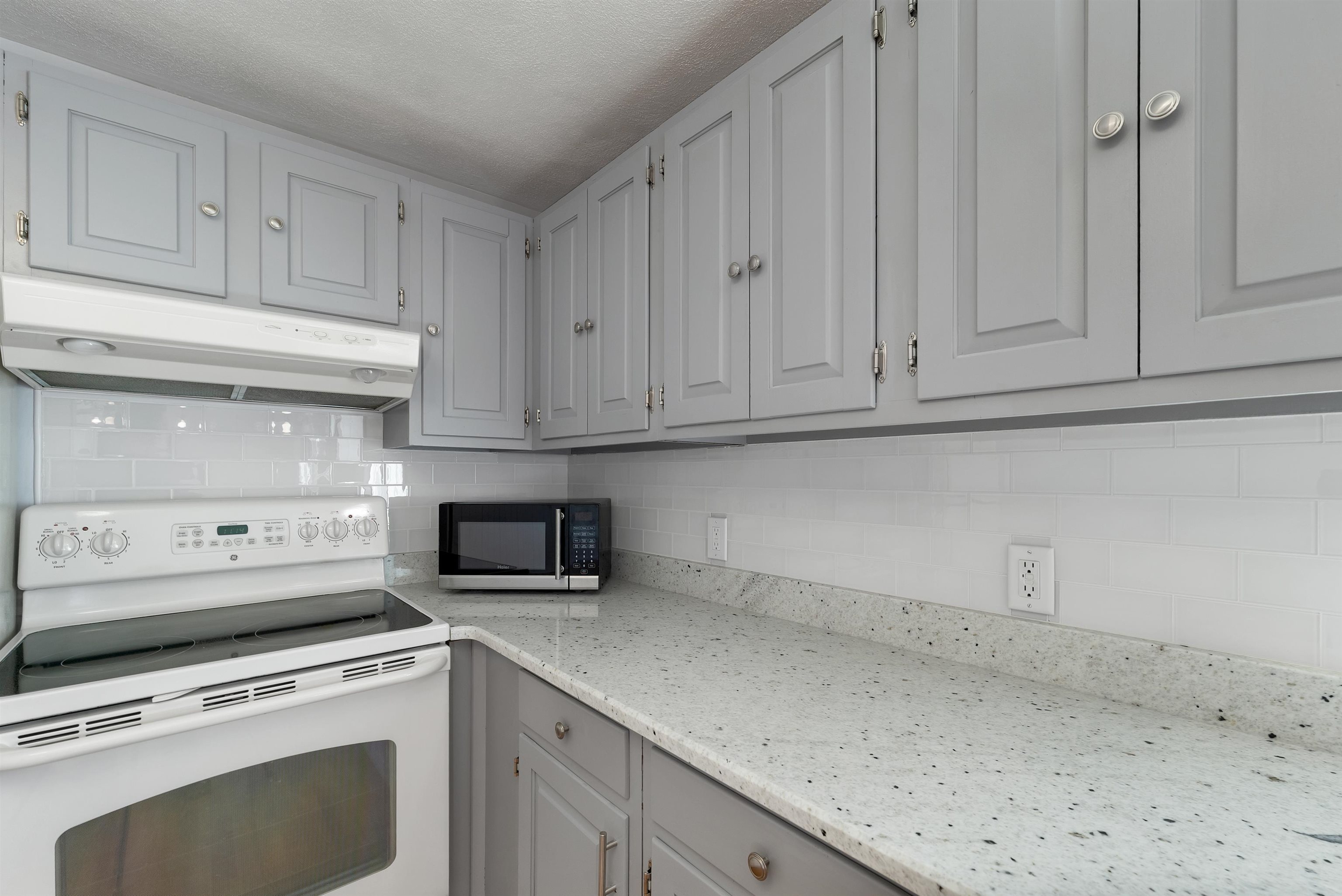 68 Kings Highway, Unit 27 Hampton, NH 03842 - Photo 15 of 54