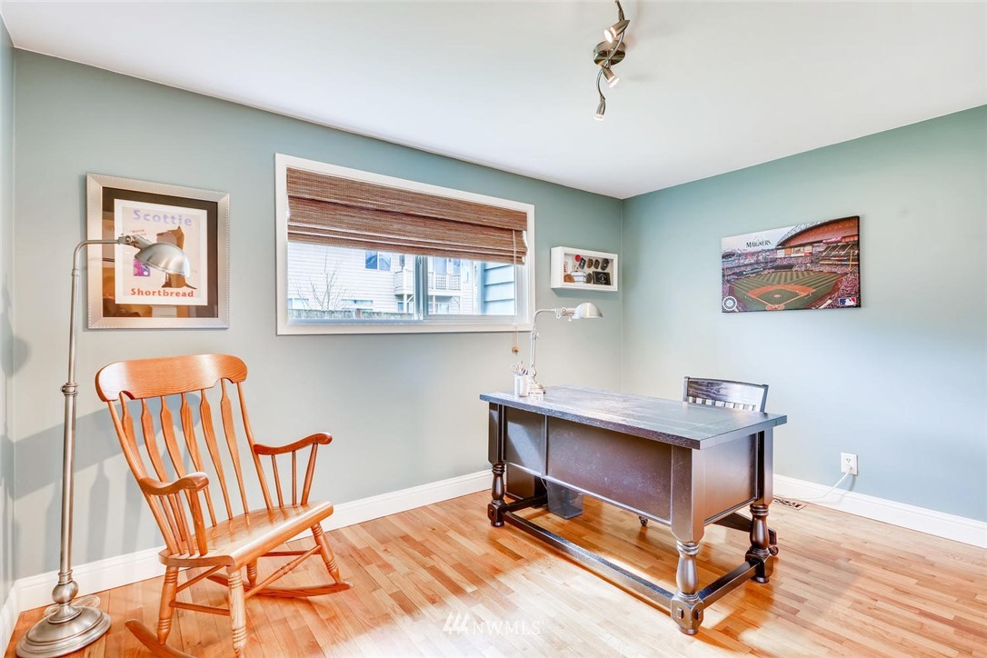 1105 North 34th Street Renton, WA 98056 - Photo 16 of 25