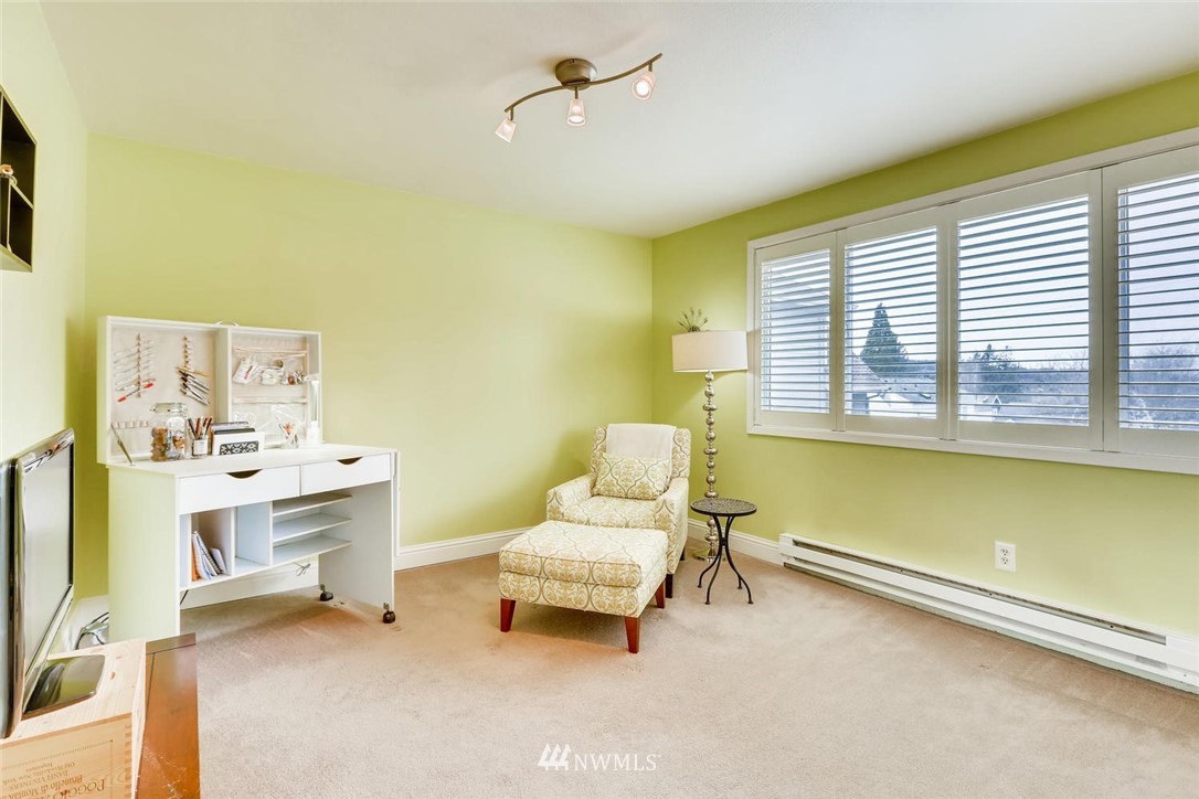 1105 North 34th Street Renton, WA 98056 - Photo 20 of 25