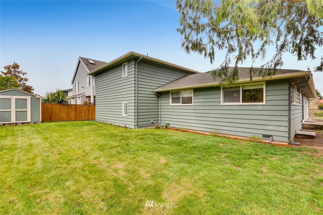 1105 North 34th Street Renton, WA 98056 - Photo 23 of 25