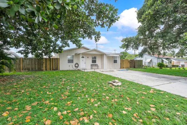 $540,000 | 3344 Plaza Place, Lake Worth, FL 33462