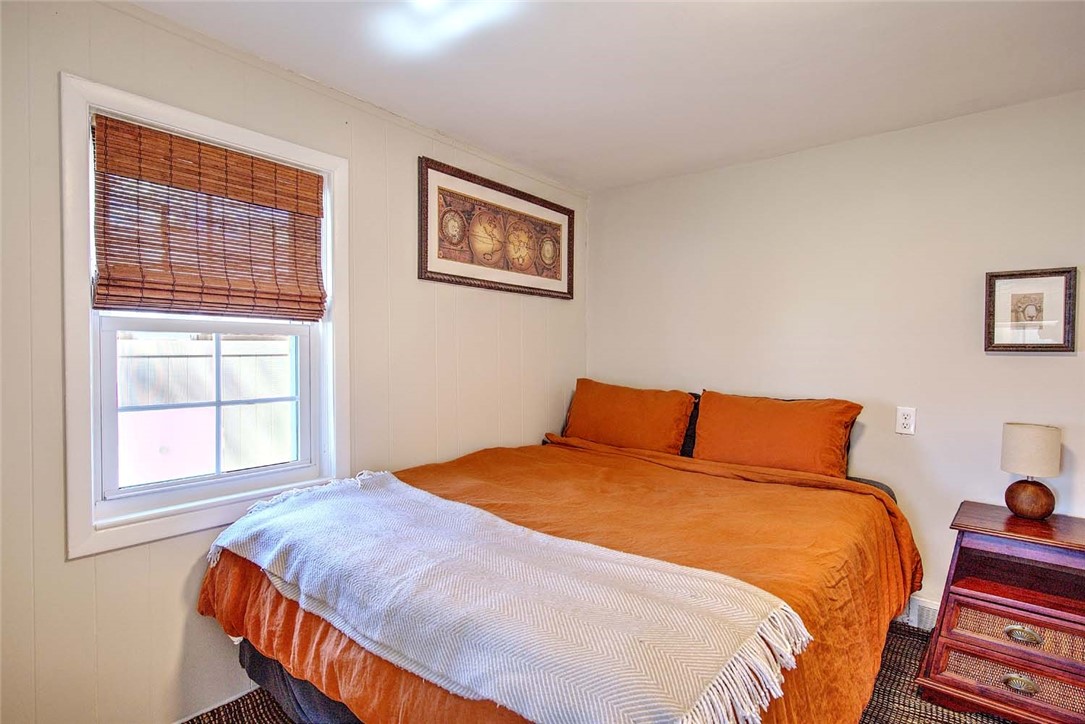 40 Northup Street Warwick, RI 02889 - Photo 13 of 27