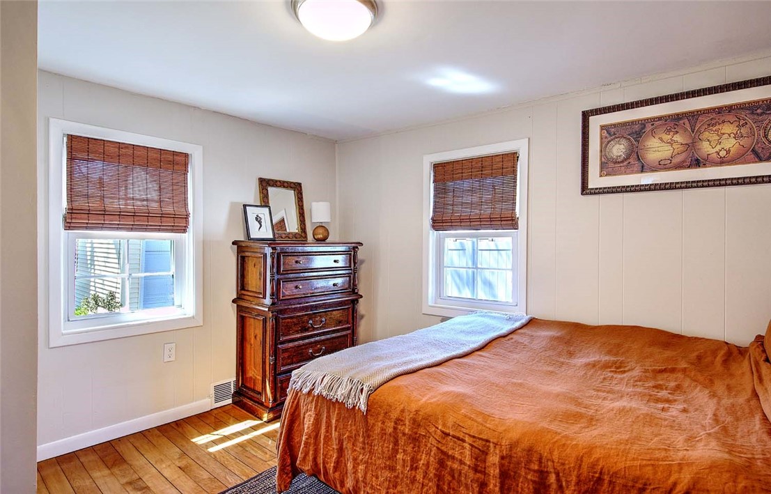 40 Northup Street Warwick, RI 02889 - Photo 14 of 27