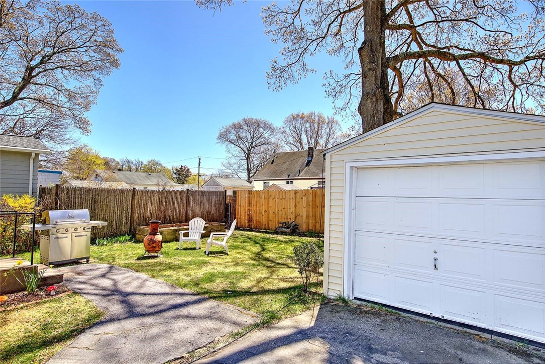 40 Northup Street Warwick, RI 02889 - Photo 21 of 27
