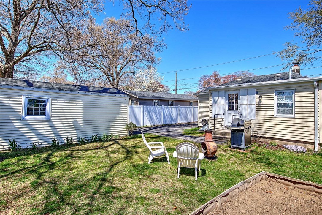 40 Northup Street Warwick, RI 02889 - Photo 24 of 27