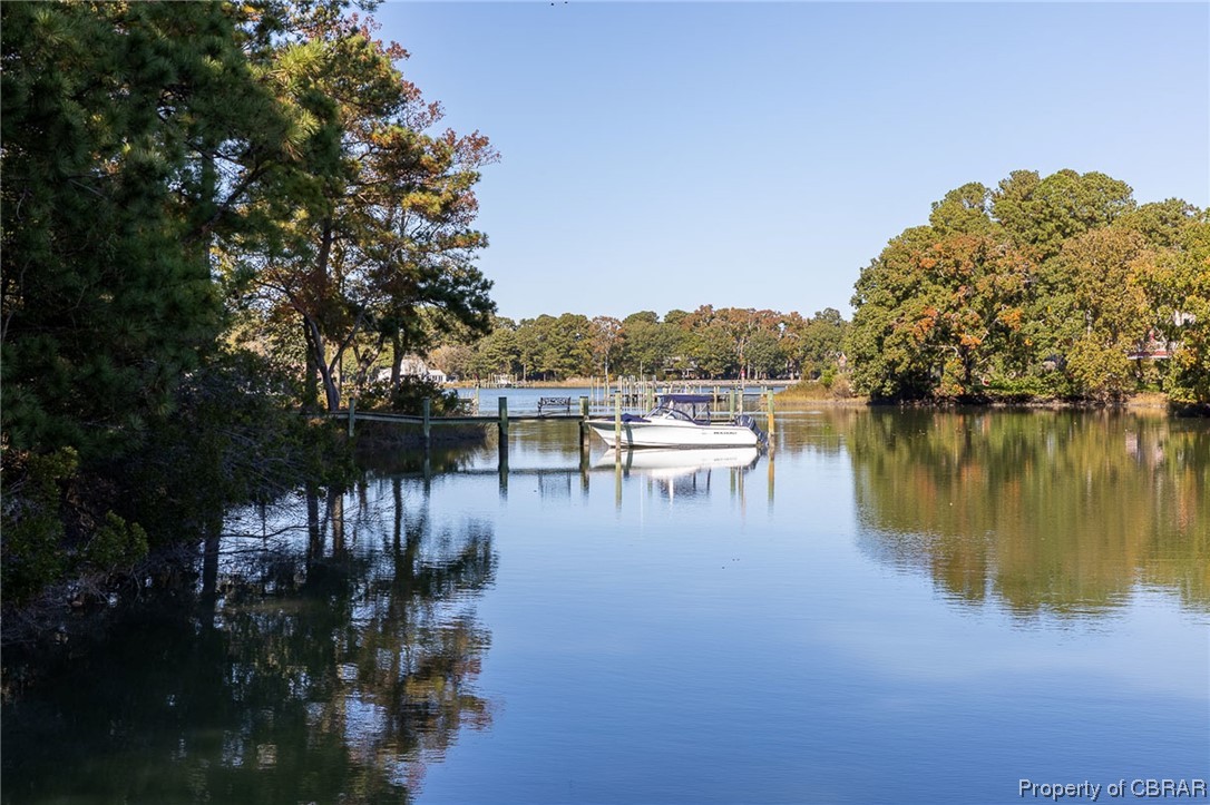 124 Paradise Point Road Yorktown, VA 23692 - Photo 12 of 43 Gallery Image 12