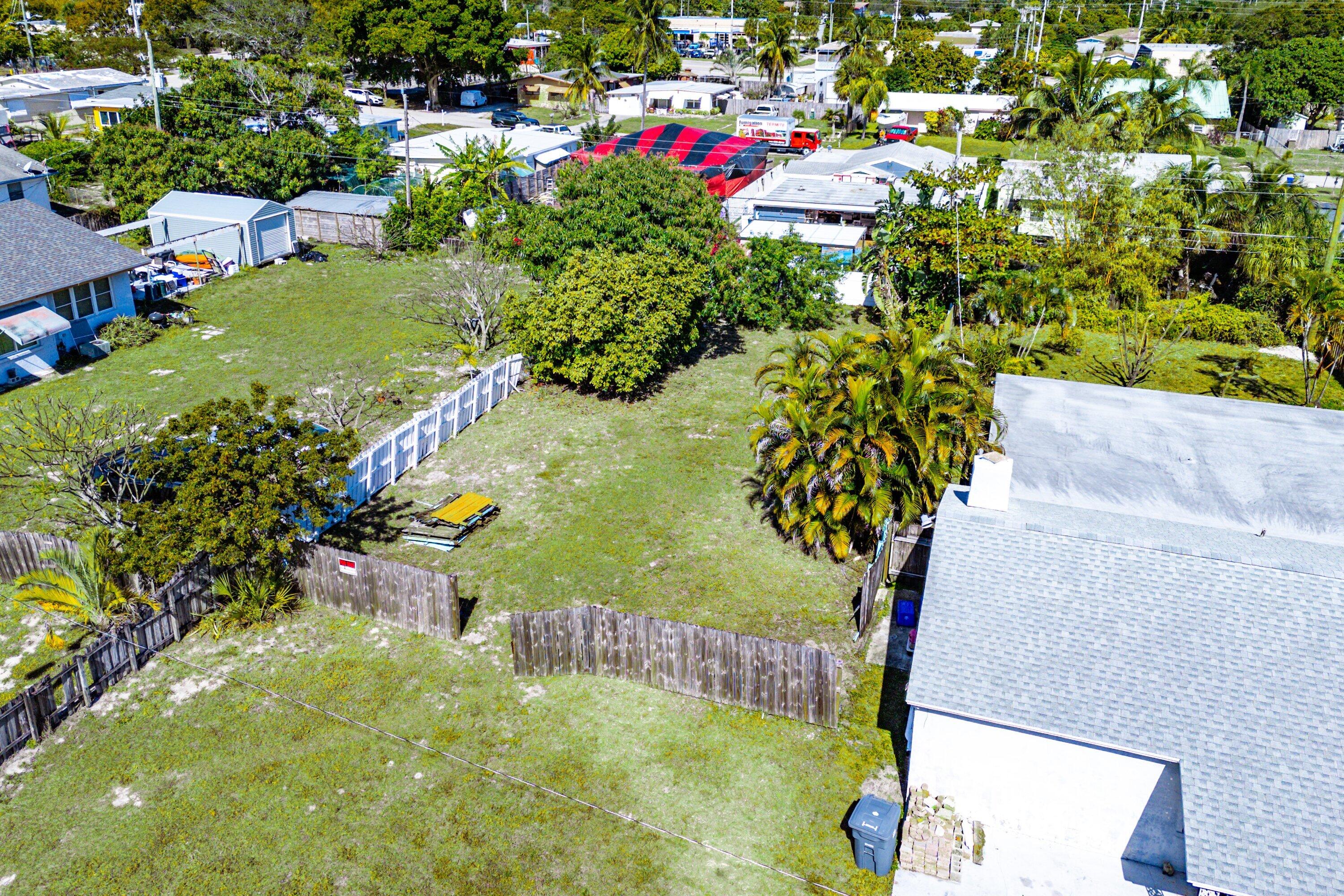 1073 Florence Road Lake Worth, FL 33462 - Photo 4 of 12 Aerial