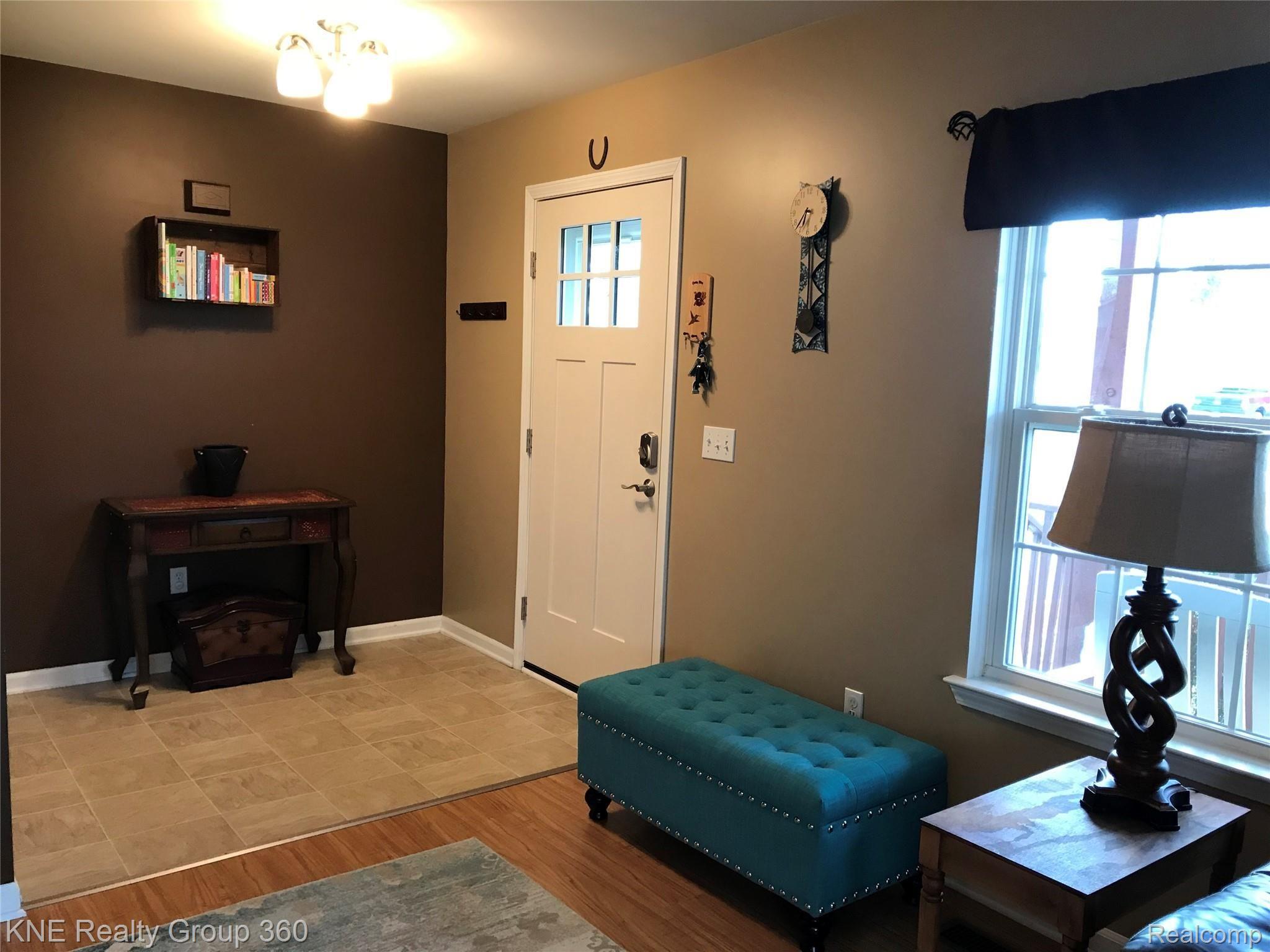 720 Brower Road Fowlerville, MI 48836 - Photo 17 of 38 6D72042F-EB8A-46C3-BD78-3E468485E530.jpeg