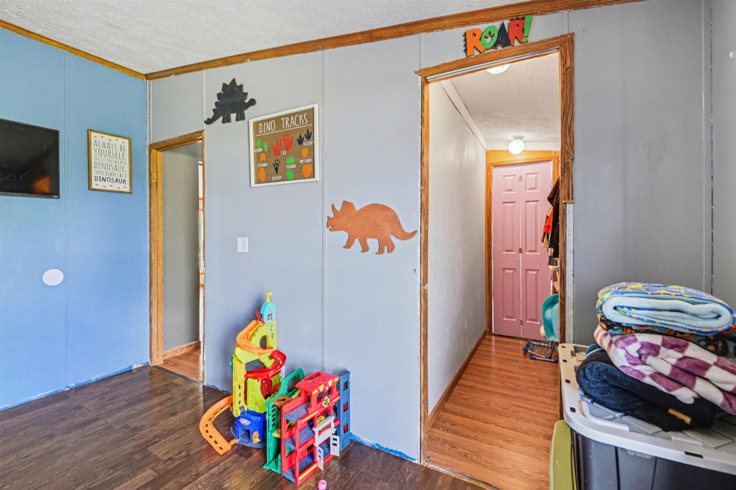 13020 South Fork Road Dillsboro, IN 47018 - Photo 13 of 25