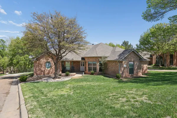 $399,900 | 1 Pinecrest Drive, Amarillo, TX 79124