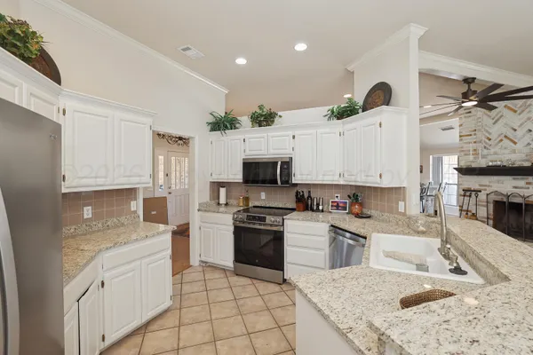 $399,900 | 1 Pinecrest Drive, Amarillo, TX 79124