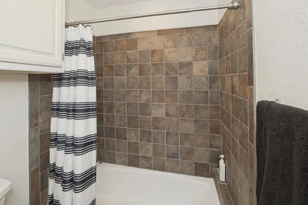 $399,900 | 1 Pinecrest Drive, Amarillo, TX 79124