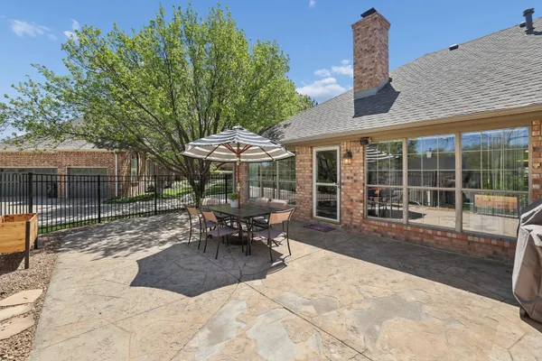 $399,900 | 1 Pinecrest Drive, Amarillo, TX 79124