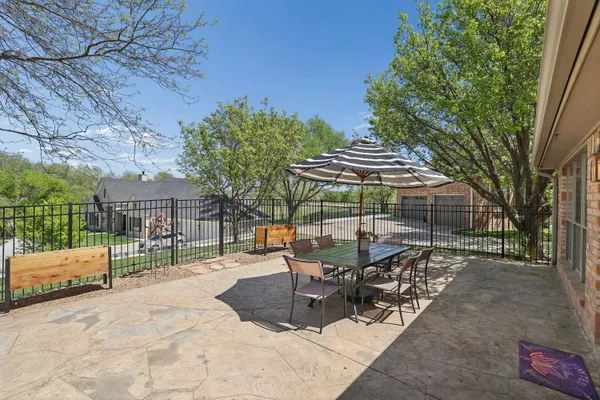 $399,900 | 1 Pinecrest Drive, Amarillo, TX 79124