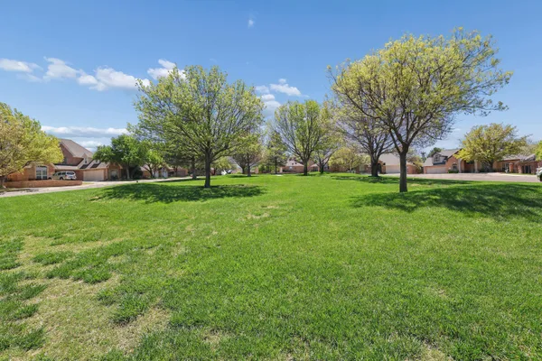 $399,900 | 1 Pinecrest Drive, Amarillo, TX 79124