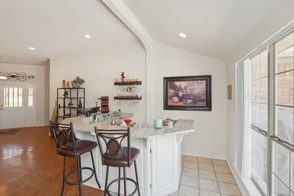 $399,900 | 1 Pinecrest Drive, Amarillo, TX 79124