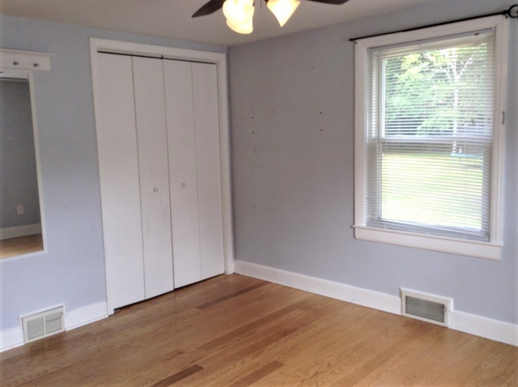 78 Racette Avenue Gardner, MA 01440 - Photo 13 of 25