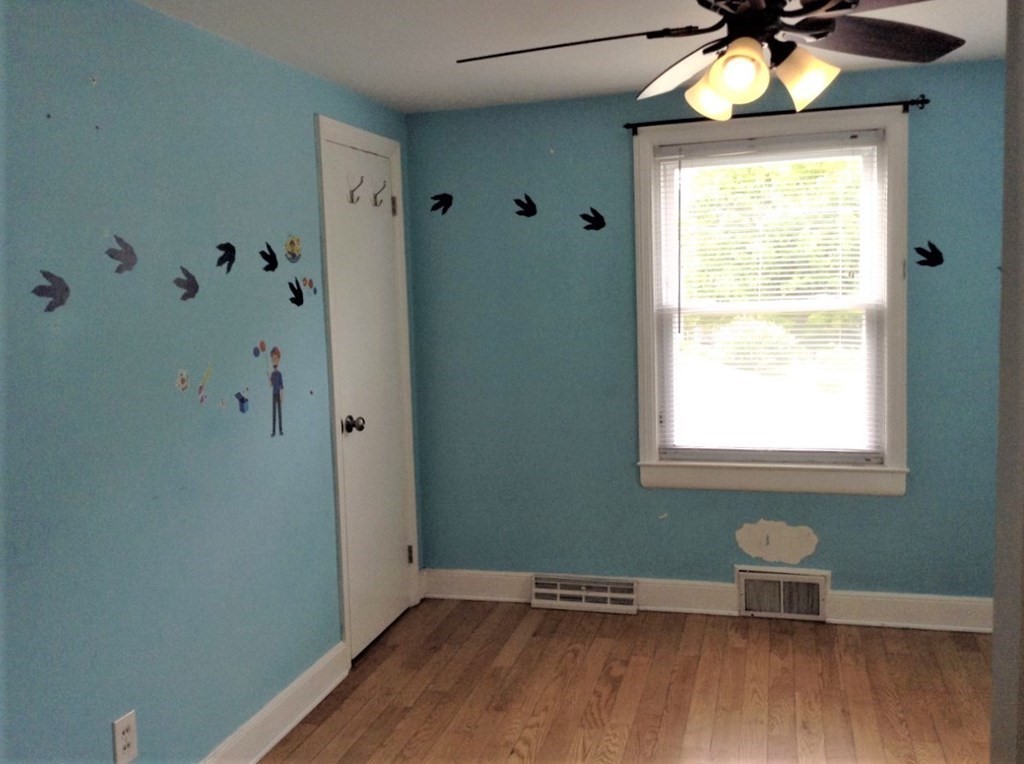 78 Racette Avenue Gardner, MA 01440 - Photo 14 of 25