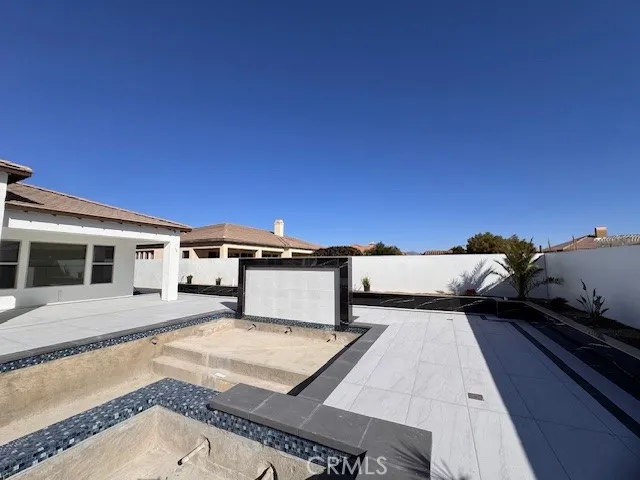 $880,000 | 19277 Stratford Way, Apple Valley, CA 92308