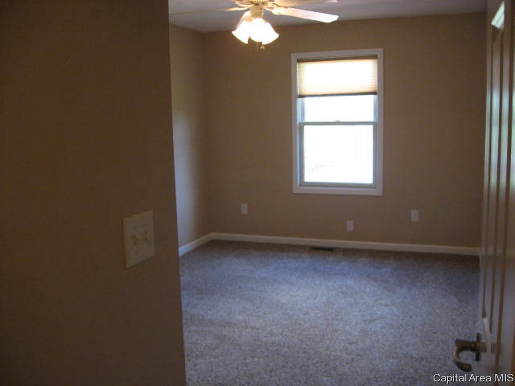 5309 Biltmore Drive Springfield, IL 62711 - Photo 12 of 24 Gallery Image 12