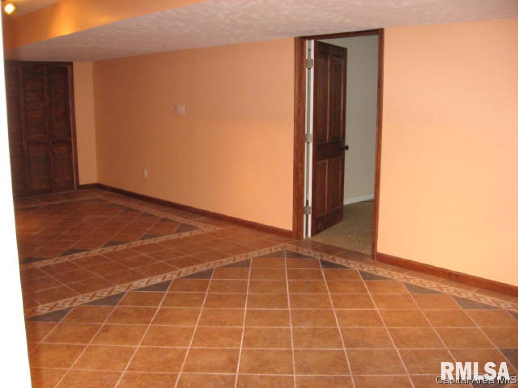 5309 Biltmore Drive Springfield, IL 62711 - Photo 17 of 24 Gallery Image 17