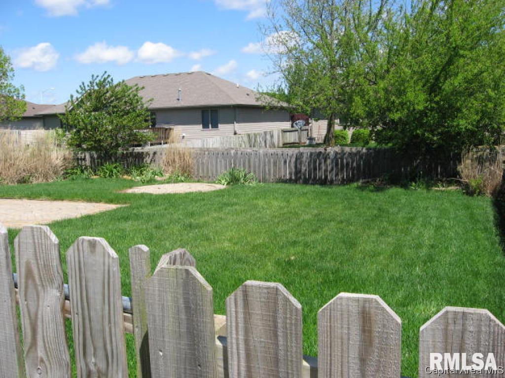 5309 Biltmore Drive Springfield, IL 62711 - Photo 2 of 24 Gallery Image 2