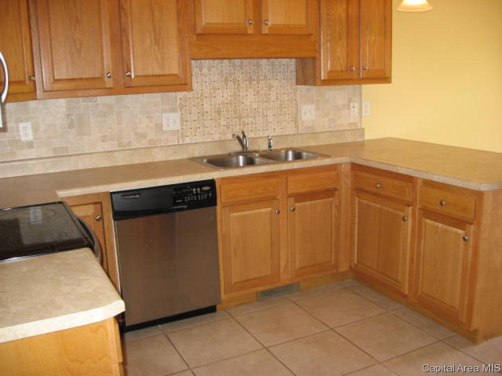 5309 Biltmore Drive Springfield, IL 62711 - Photo 7 of 24 Gallery Image 7