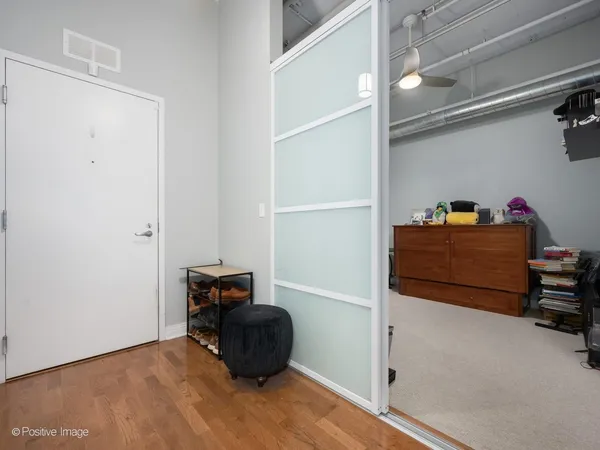 $424,900 | 565 West Quincy Street, Unit 704, Chicago, IL 60661