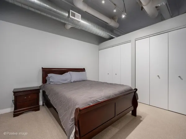 $424,900 | 565 West Quincy Street, Unit 704, Chicago, IL 60661