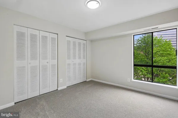$309,999 | 150 Monroe Street, Unit 302, Rockville, MD 20850