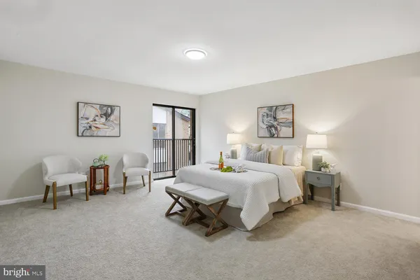 $309,999 | 150 Monroe Street, Unit 302, Rockville, MD 20850