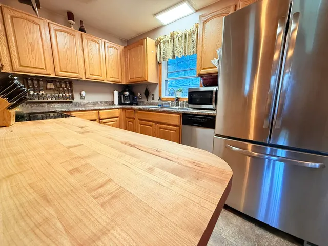 $308,000 | 223 Chestnut Street, Claremont, NH 03743