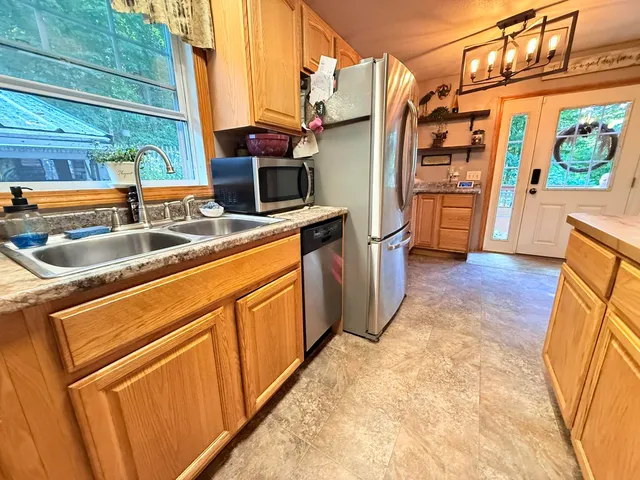 $308,000 | 223 Chestnut Street, Claremont, NH 03743