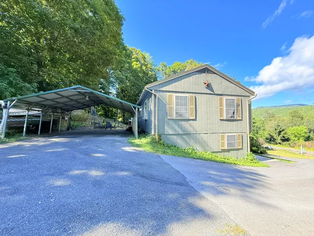 $308,000 | 223 Chestnut Street, Claremont, NH 03743