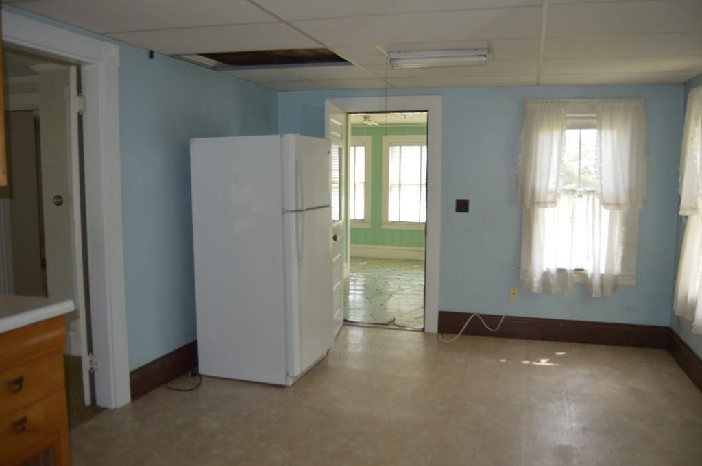 846 Riverside Drive Augusta, ME 04330 - Photo 6 of 20 Kitchen