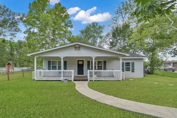 $235,000 | 216 South Magnolia Drive, Conroe, TX 77301