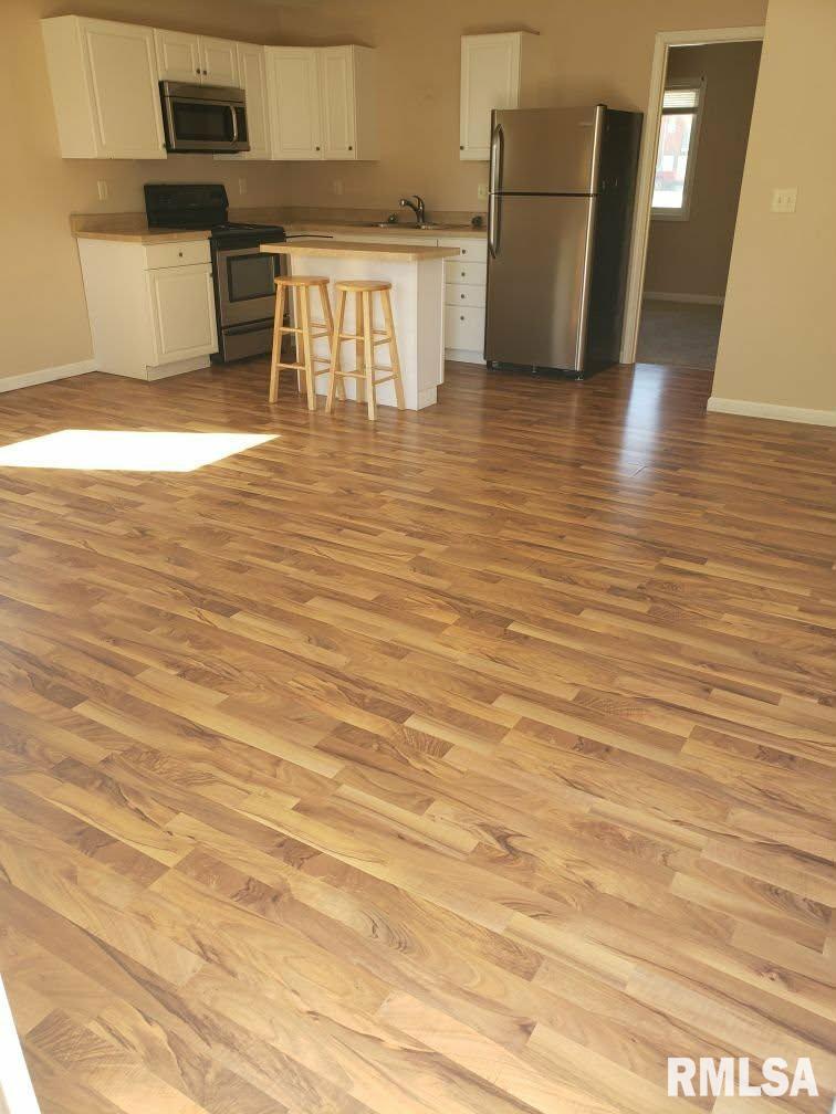 1904 Sheridan Road Pekin, IL 61554 - Photo 4 of 11