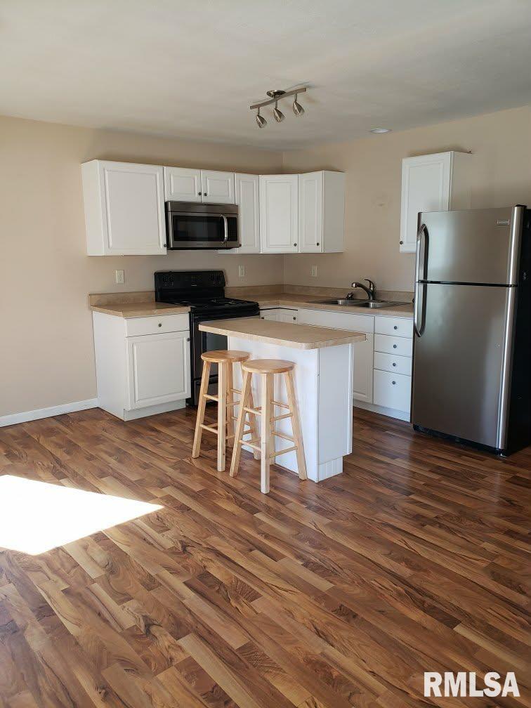 1904 Sheridan Road Pekin, IL 61554 - Photo 6 of 11