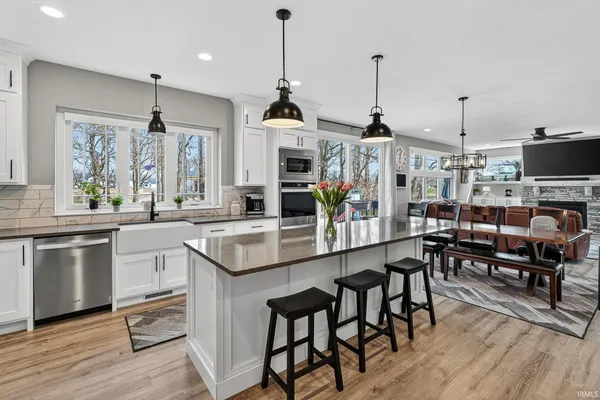 $749,900 | 11153 Albany Ridge Drive, Osceola, IN 46561