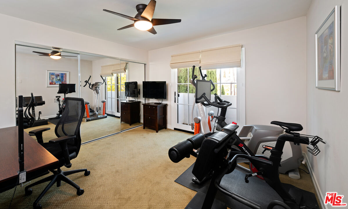 697 Washington Boulevard Marina del Rey, CA 90292 - Photo 17 of 18