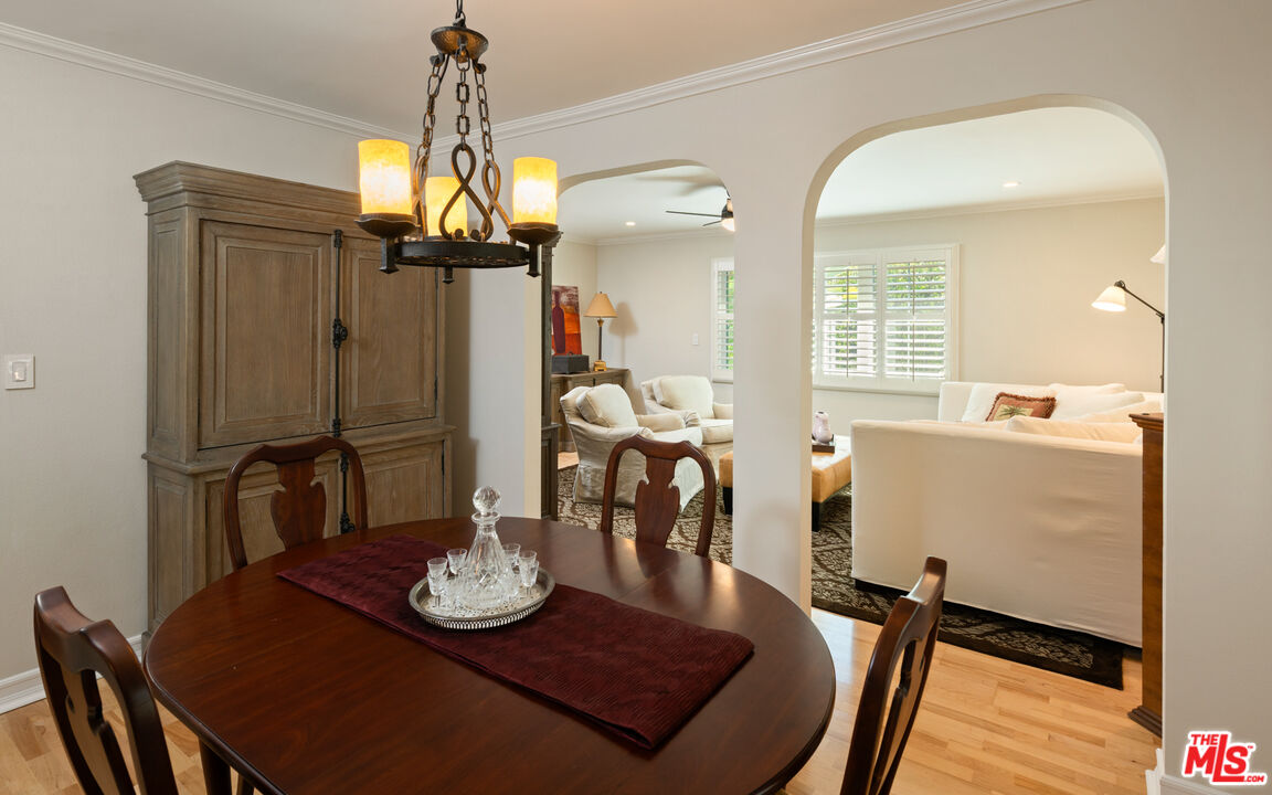 697 Washington Boulevard Marina del Rey, CA 90292 - Photo 7 of 18